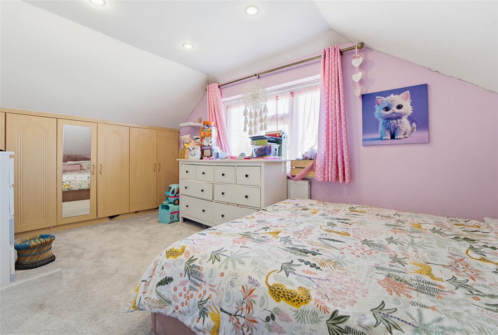 Ferry Avenue, Staines-Upon-Thames